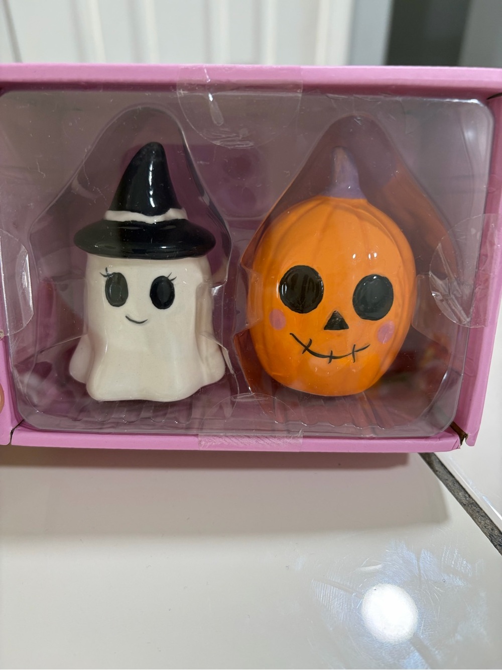 Cute Pumpkin & Ghost Salt & Pepper Shaker Set - Orange & White
